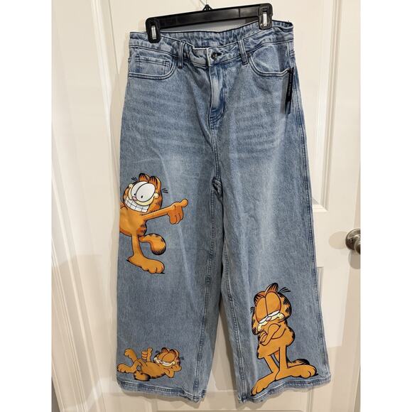 Unique NWT Wide Leg Jeans Y2k Garfield Decal Poses Denim Women’s Size 13 - Picture 1 of 10
